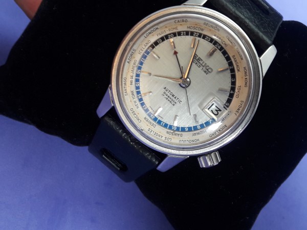 EXTREMELY RARE 1960'S SEIKO WORLD TIME 6217-7000 GMT AUTOMATIC DATE FIRST MODEL