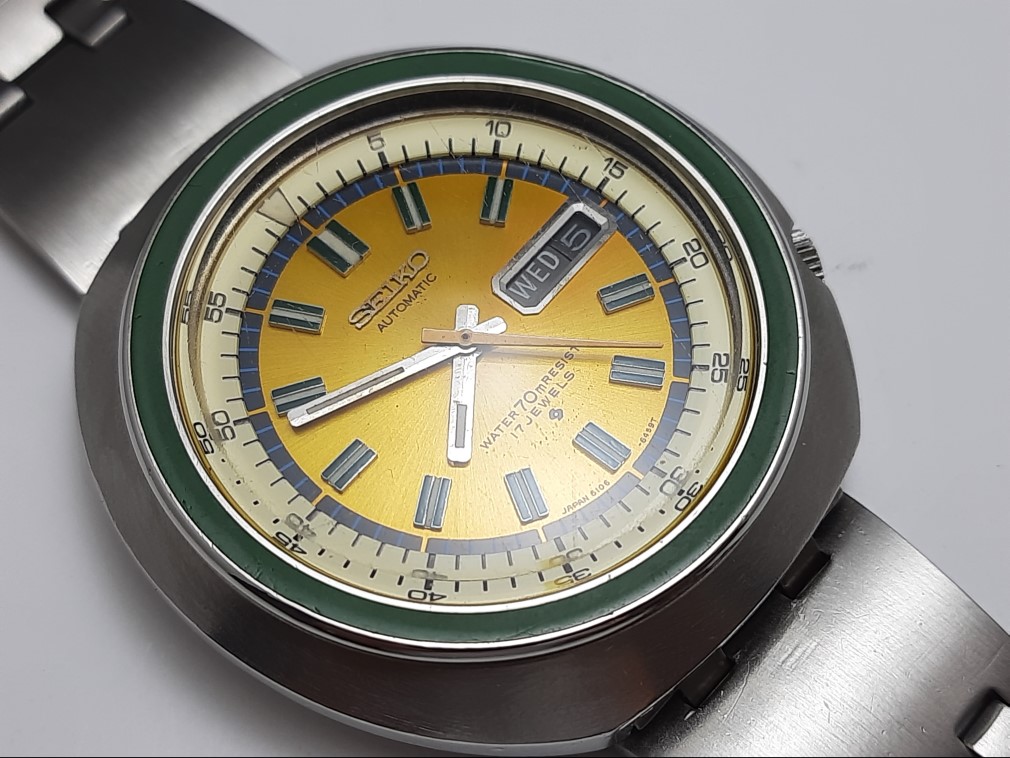 MaxiMaze Watches : RARE 1970'S SEIKO UFO SAUCER 6106-6439 70M ORIGINAL  CONDITION