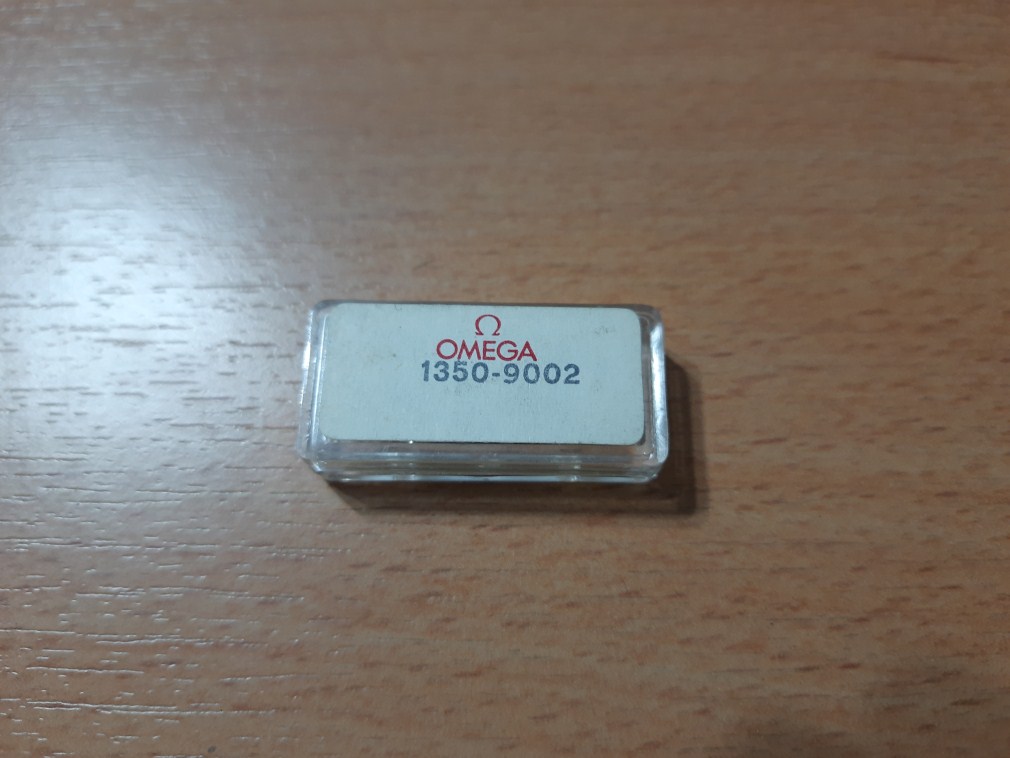 NOS Omega quartz cal 1350 electronic module part number # 9002