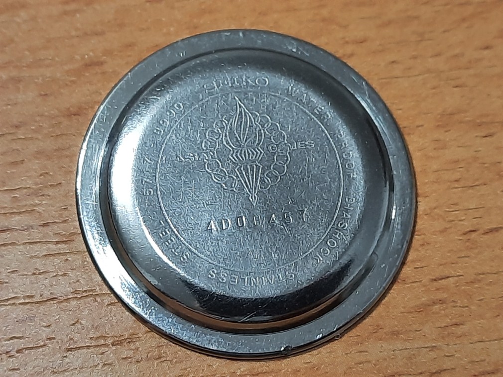 1964 SEIKO 5717-8990 ASIAN GAMES OLYMPIC TORCH CASE BACK